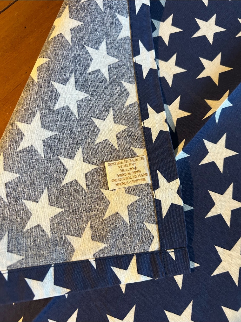 Williams Sonoma Navy and White Star 100% cotton cloth napkin Set of 8 - Picture 2 of 3